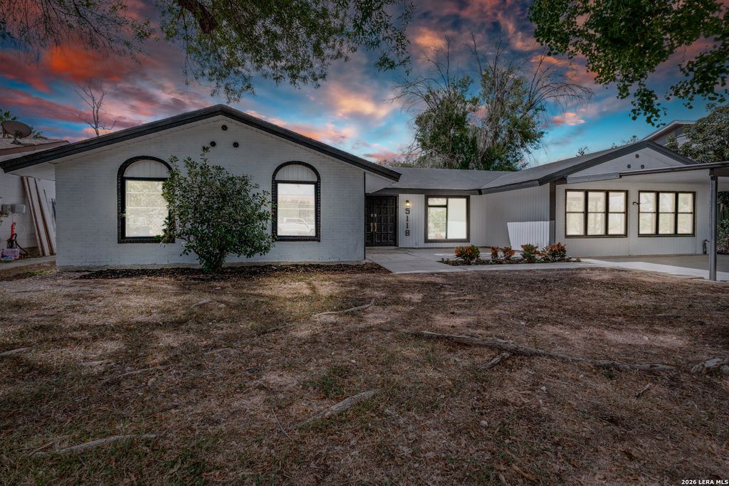 5118 GAWAIN DR, San Antonio, TX 78218