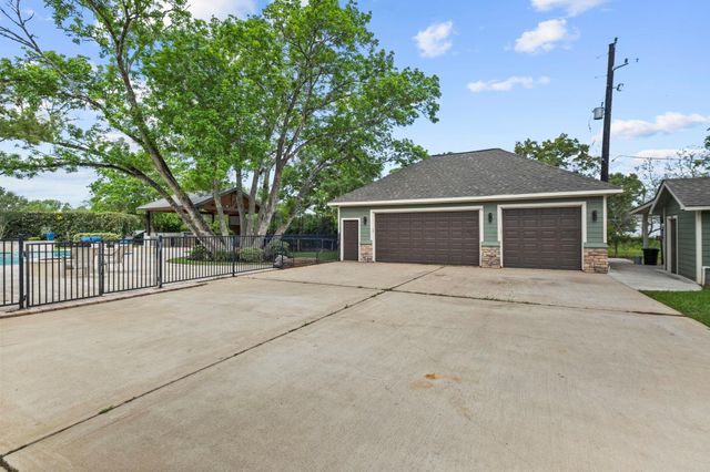 4710 Saddle Drive, Needville, TX 77461