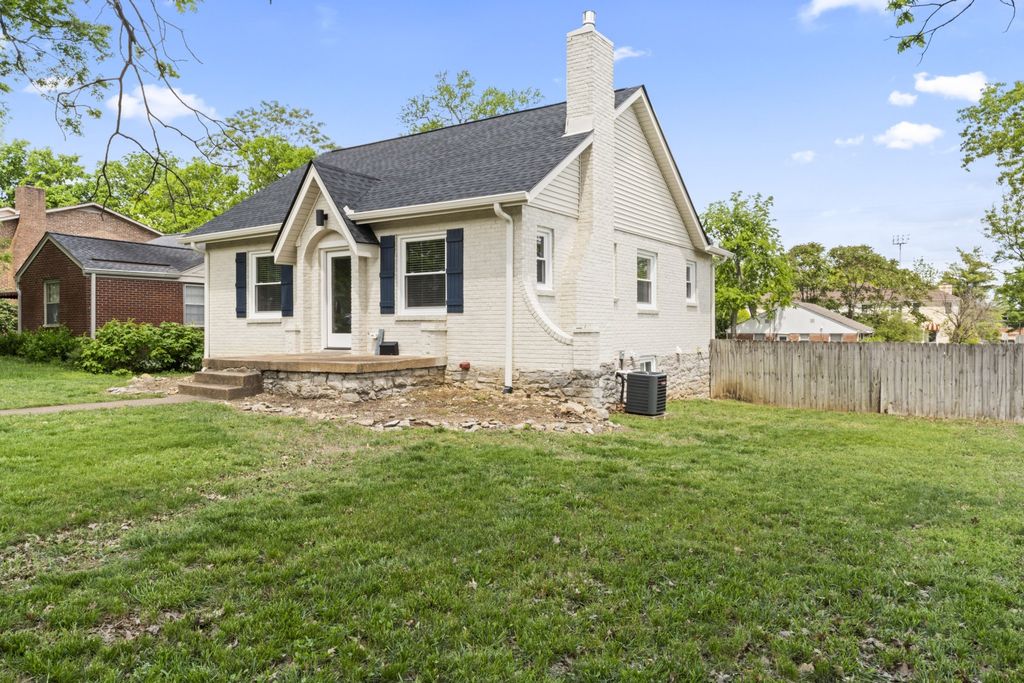 2600 Belcourt Ave, Nashville, TN 37212
