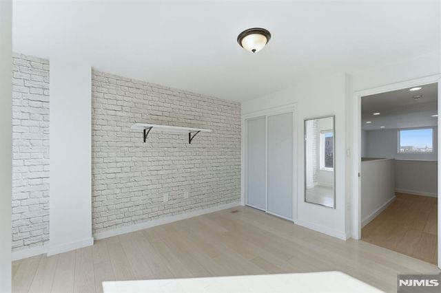 308 Nelson Court, Edgewater, NJ 07020