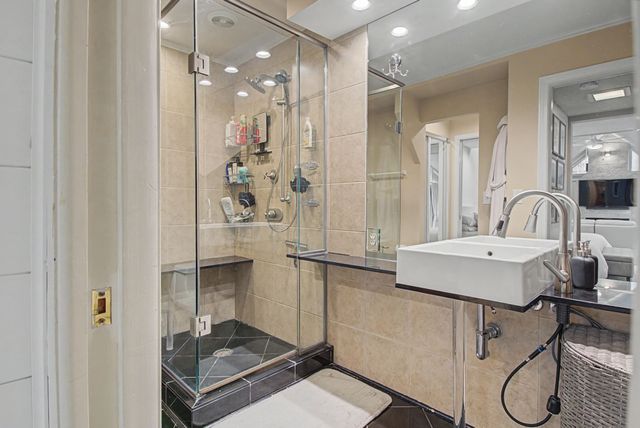 135 Holly Frst, Nashville, TN 37221