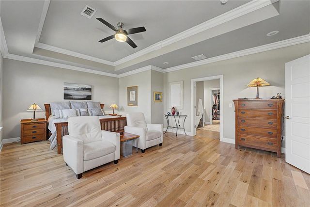 1374 S Spring Loop, Fayetteville, AR 72703