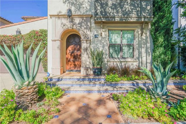 65 Rolling Green, Irvine, CA 92620
