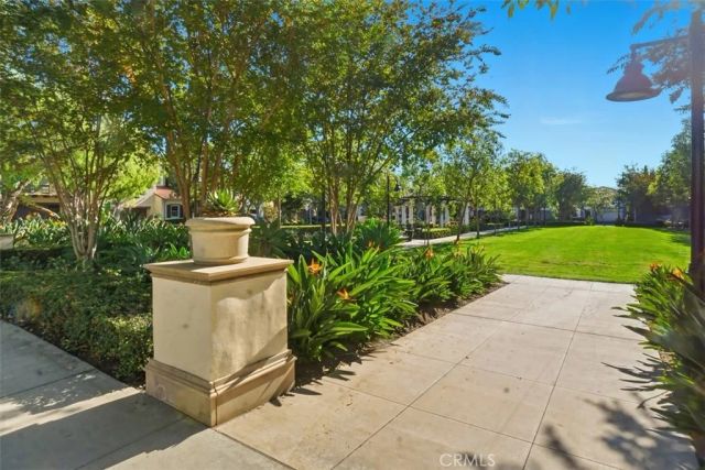 65 Rolling Green, Irvine, CA 92620
