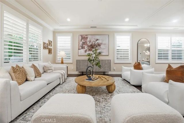 65 Rolling Green, Irvine, CA 92620