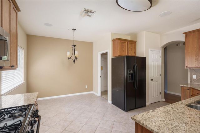 1918 Barnett DR, Cedar Park, TX 78613