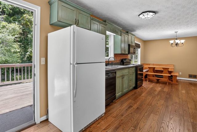 742 Highway 101 S, Temple, GA 30179