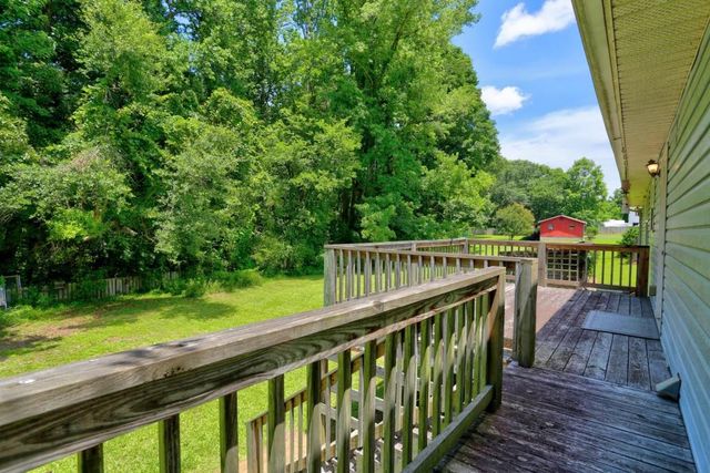 742 Highway 101 S, Temple, GA 30179