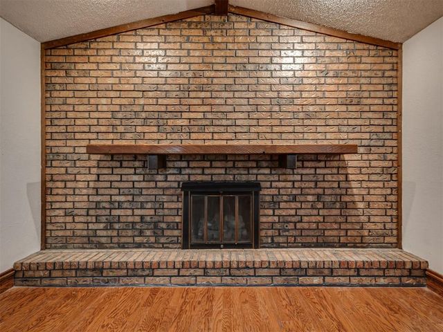813 N Parkview Circle, Oklahoma City, OK 73170