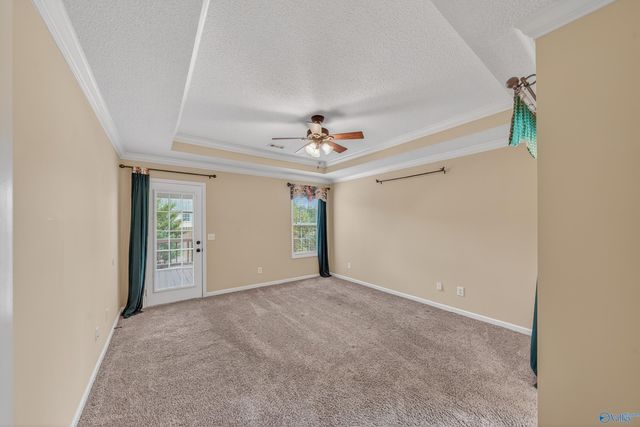 212 Chestnut Oak Circle, Owens Cross Roads, AL 35763