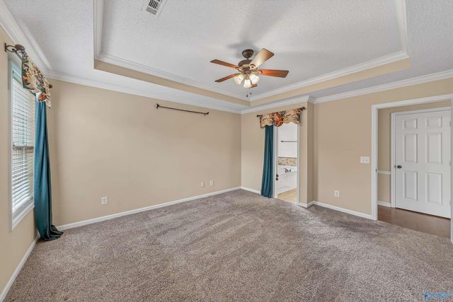 212 Chestnut Oak Circle, Owens Cross Roads, AL 35763