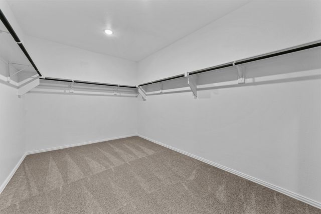 555 Forest Haven Drive, Van Alstyne, TX 75495