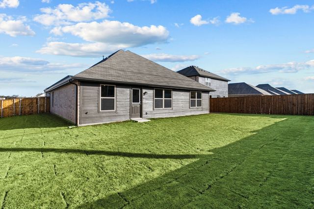 555 Forest Haven Drive, Van Alstyne, TX 75495