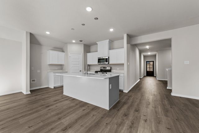 555 Forest Haven Drive, Van Alstyne, TX 75495