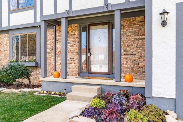 7801 Cedar Ridge Drive, Pickerington, OH 43147