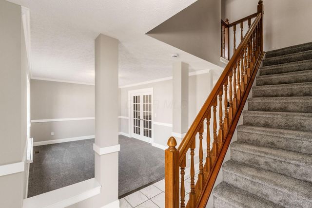 7801 Cedar Ridge Drive, Pickerington, OH 43147