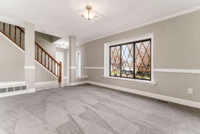 7801 Cedar Ridge Drive, Pickerington, OH 43147