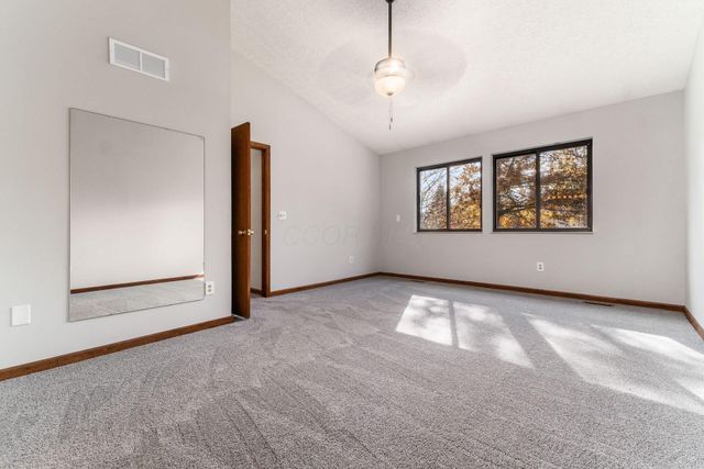 7801 Cedar Ridge Drive, Pickerington, OH 43147