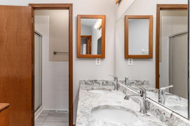 7801 Cedar Ridge Drive, Pickerington, OH 43147