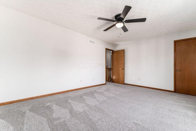 7801 Cedar Ridge Drive, Pickerington, OH 43147