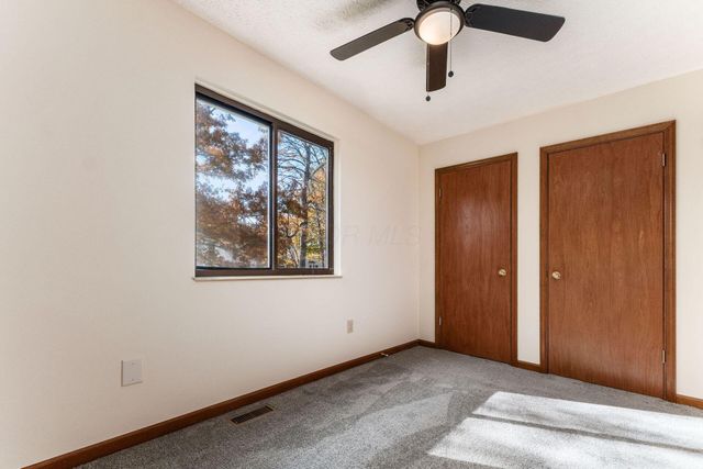 7801 Cedar Ridge Drive, Pickerington, OH 43147