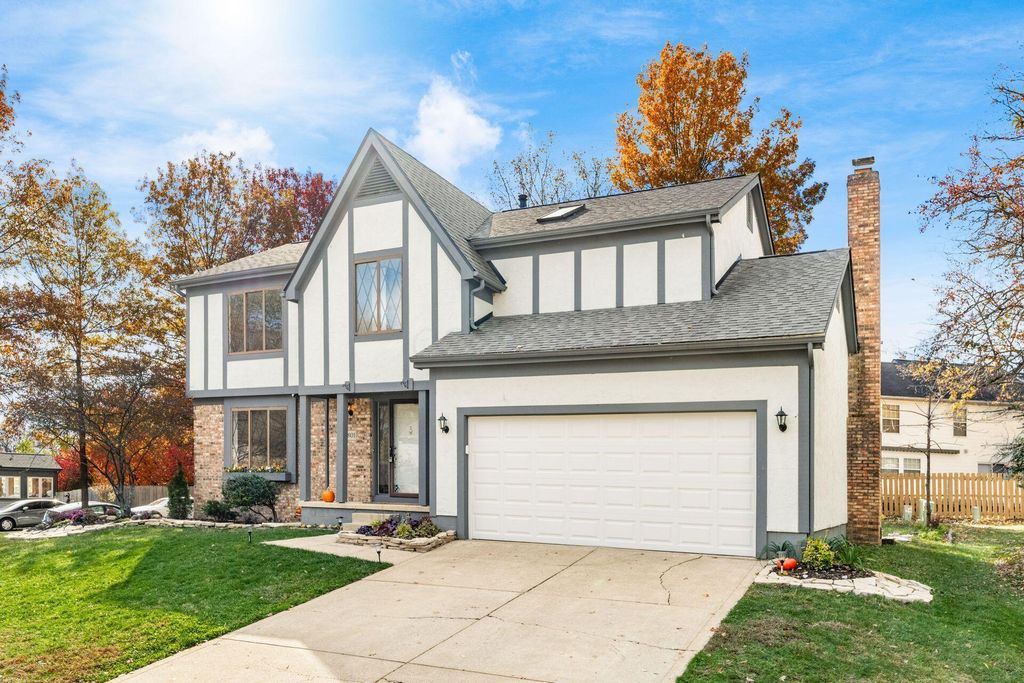 7801 Cedar Ridge Drive, Pickerington, OH 43147