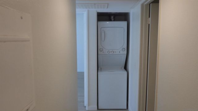 2425 Cranston Dr. 16, Escondido, CA 92025