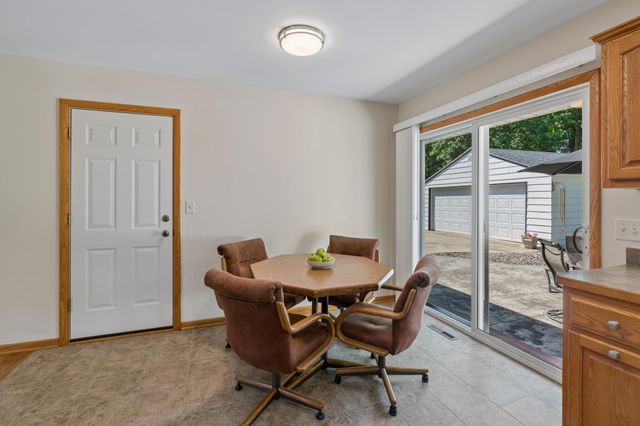 95 Hackberry Hill, Long Lake, MN 55356