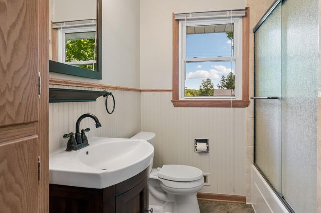 95 Hackberry Hill, Long Lake, MN 55356