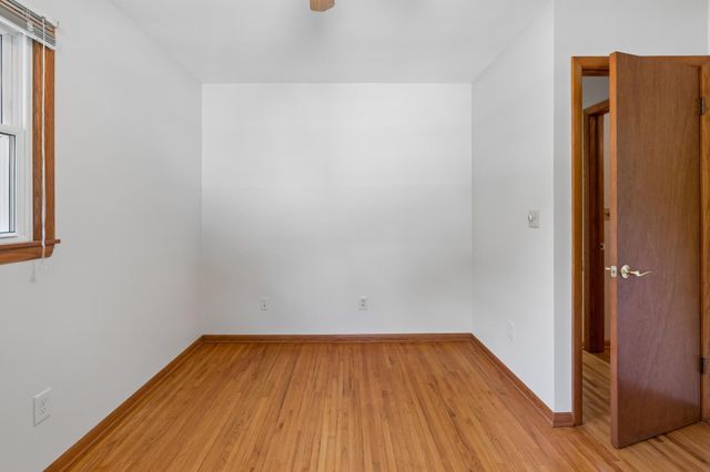 95 Hackberry Hill, Long Lake, MN 55356