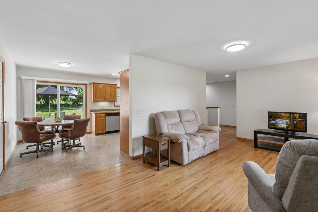 95 Hackberry Hill, Long Lake, MN 55356 — photo 4