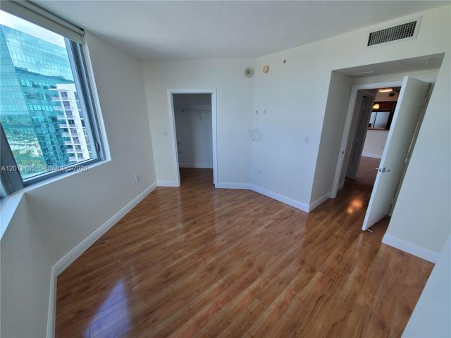 9066 SW 73rd Ct 1808, Miami, FL 33156