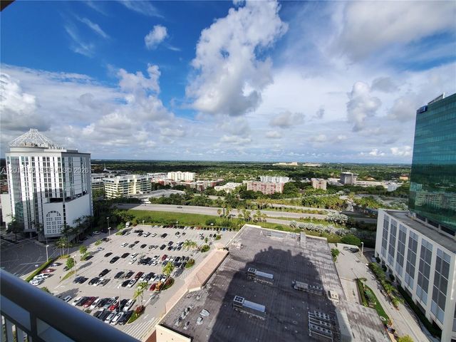 9066 SW 73rd Ct 1808, Miami, FL 33156
