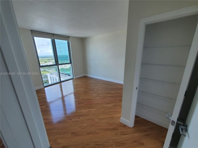 9066 SW 73rd Ct 1808, Miami, FL 33156