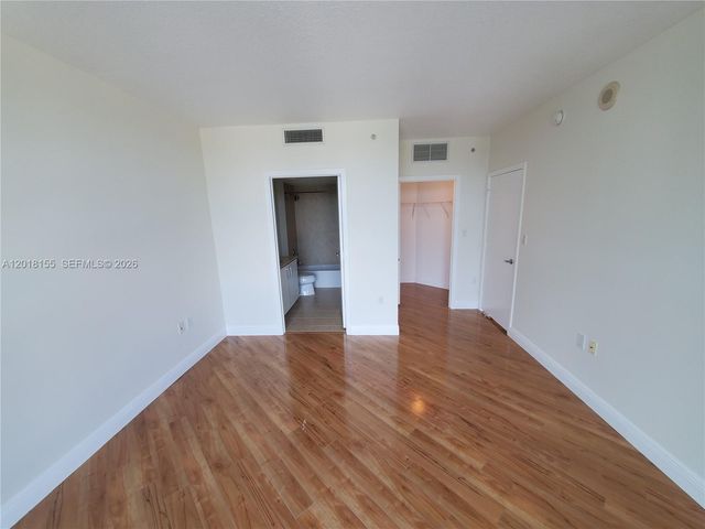 9066 SW 73rd Ct 1808, Miami, FL 33156