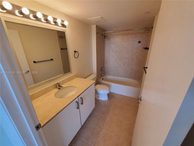 9066 SW 73rd Ct 1808, Miami, FL 33156