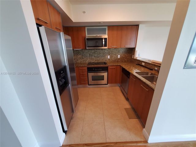 9066 SW 73rd Ct 1808, Miami, FL 33156