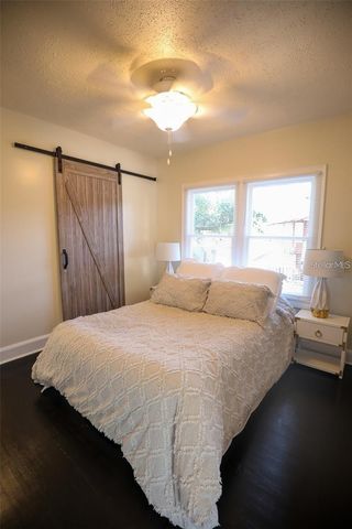 2521 4TH STREET S, St Petersburg, FL 33705