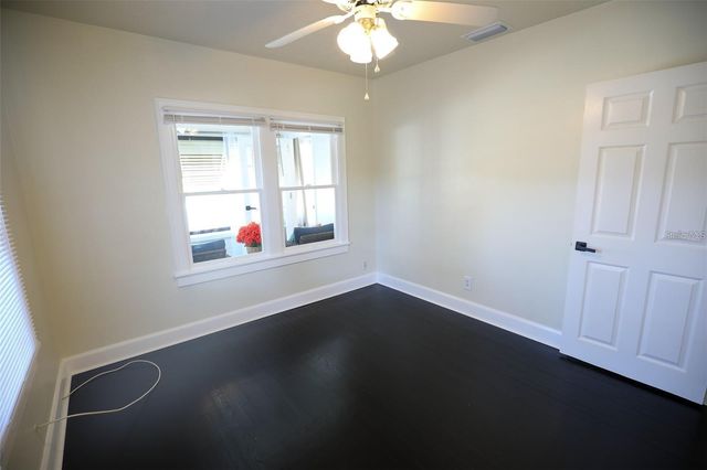 2521 4TH STREET S, St Petersburg, FL 33705