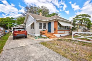 2521 4TH STREET S, St Petersburg, FL 33705
