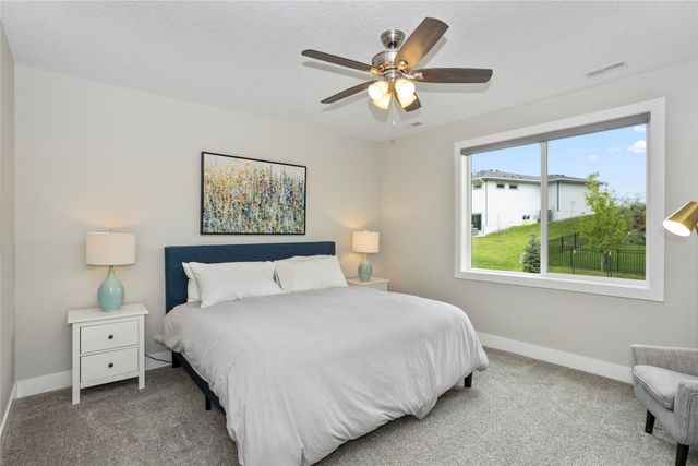10181 Thorne Drive, West Des Moines, IA 50266