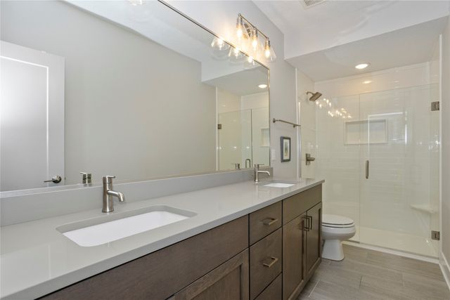 10181 Thorne Drive, West Des Moines, IA 50266