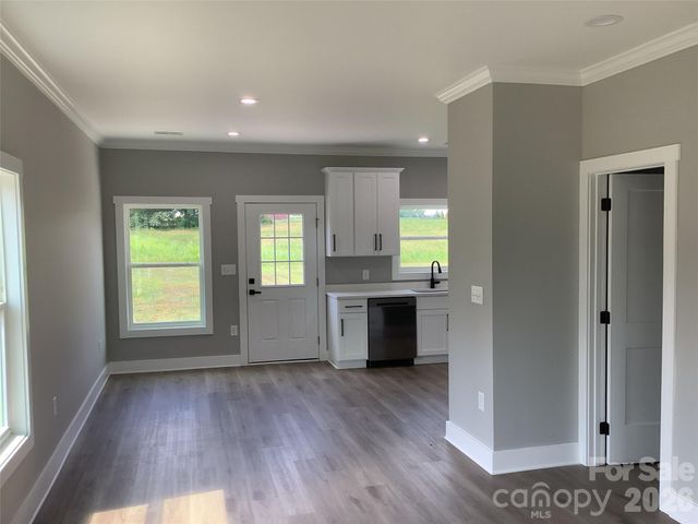 401 Oak Grove Road, Kings Mountain, NC 28086