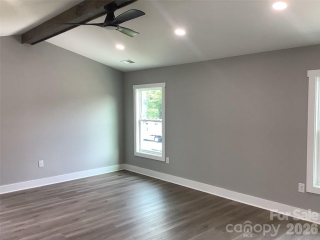 401 Oak Grove Road, Kings Mountain, NC 28086