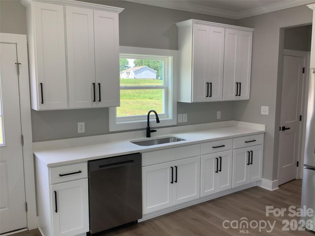 401 Oak Grove Road, Kings Mountain, NC 28086