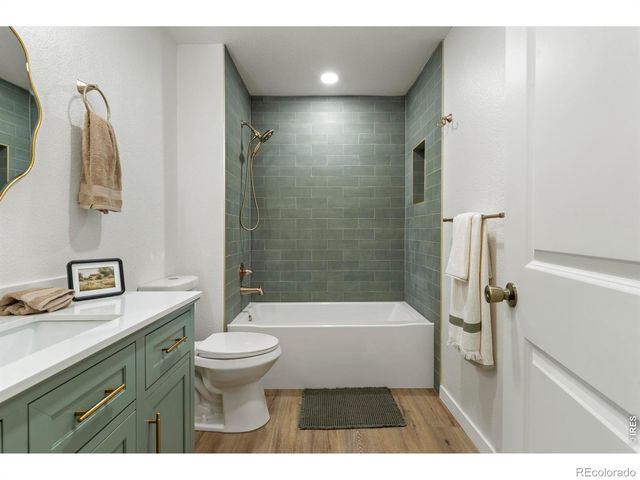 272 Ley Drive, La Salle, CO 80645