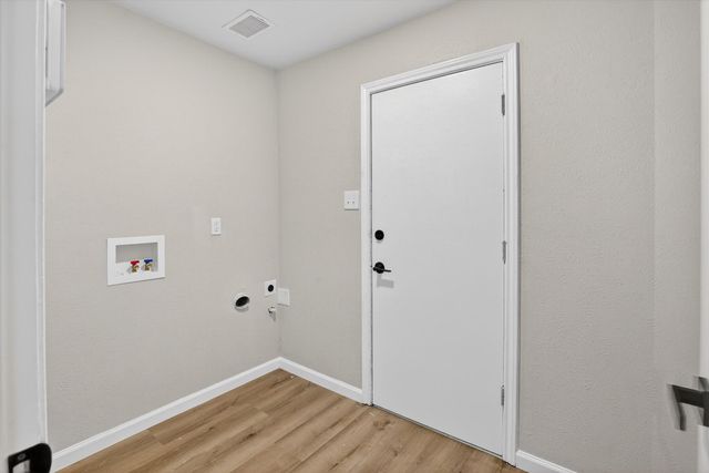 1630 Beaver Creek Drive, Duncanville, TX 75137