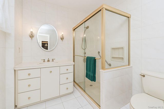 15633 100th Street, Howard Beach, NY 11414