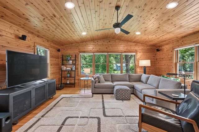 17351 Barberry Circle, Eden Prairie, MN 55346