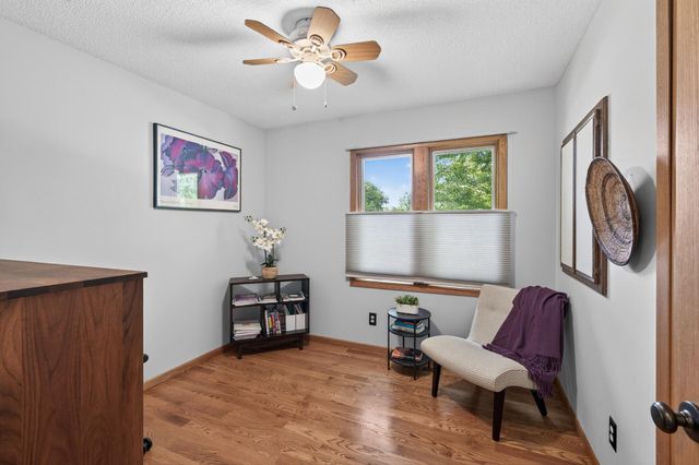 17351 Barberry Circle, Eden Prairie, MN 55346